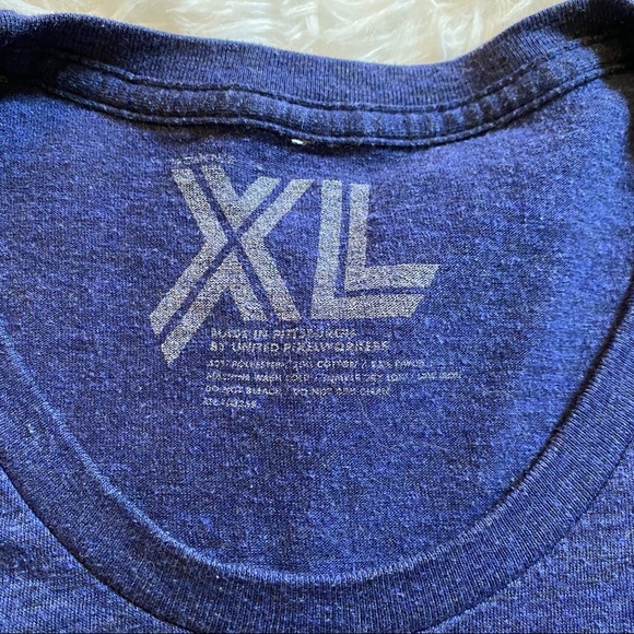 Rare purple “Pixel Recess” small women’s tee - Picture 3 of 3